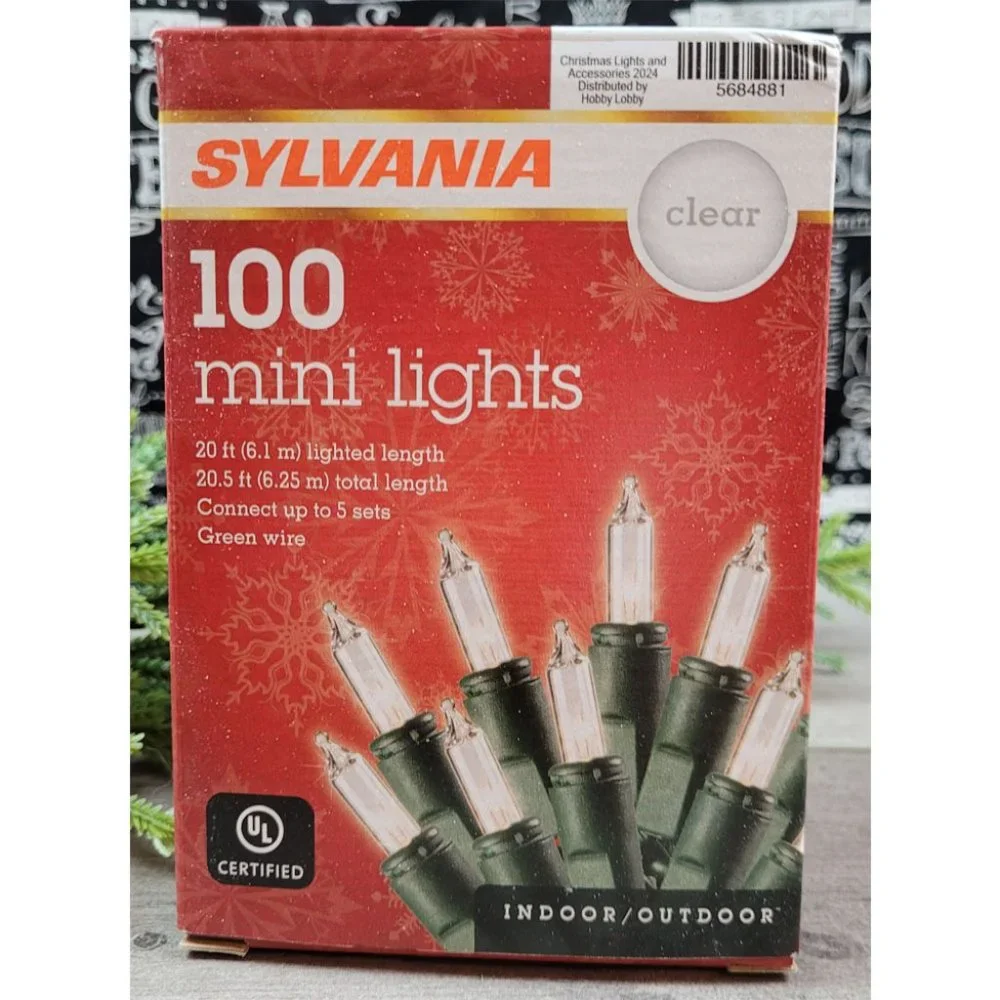 Sylvania 100 Clear Mini Christmas String Lights NWT